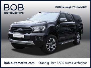 Schräge Frontansicht auf einen Ford Ranger , freigestellt