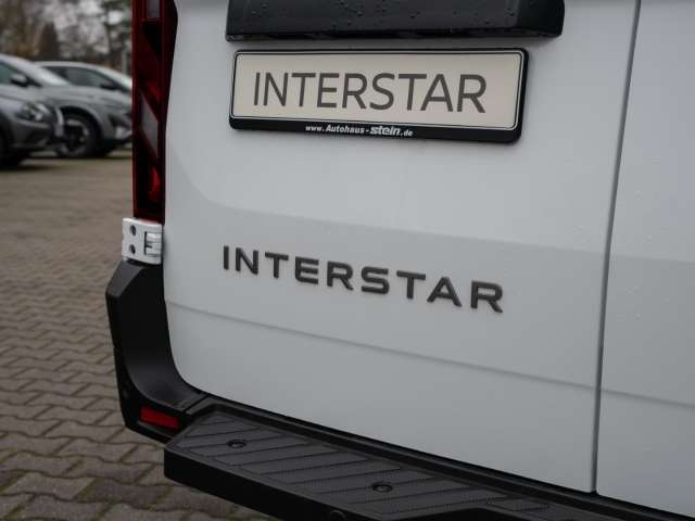 Fahrzeugbild eines Nissan Interstar