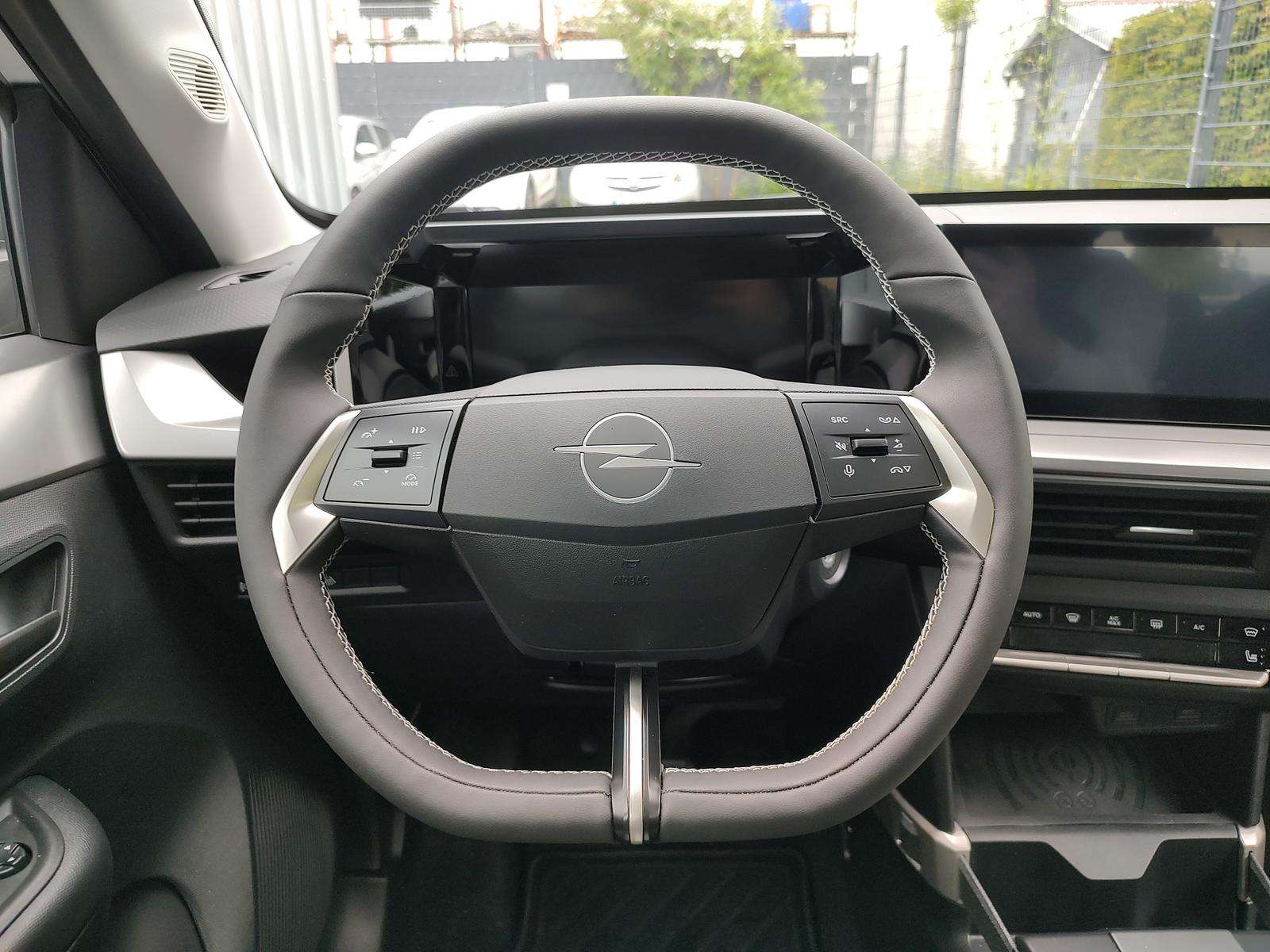 Fahrzeugbild eines Opel Frontera