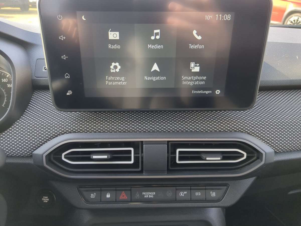 Fahrzeugbild eines Dacia Sandero