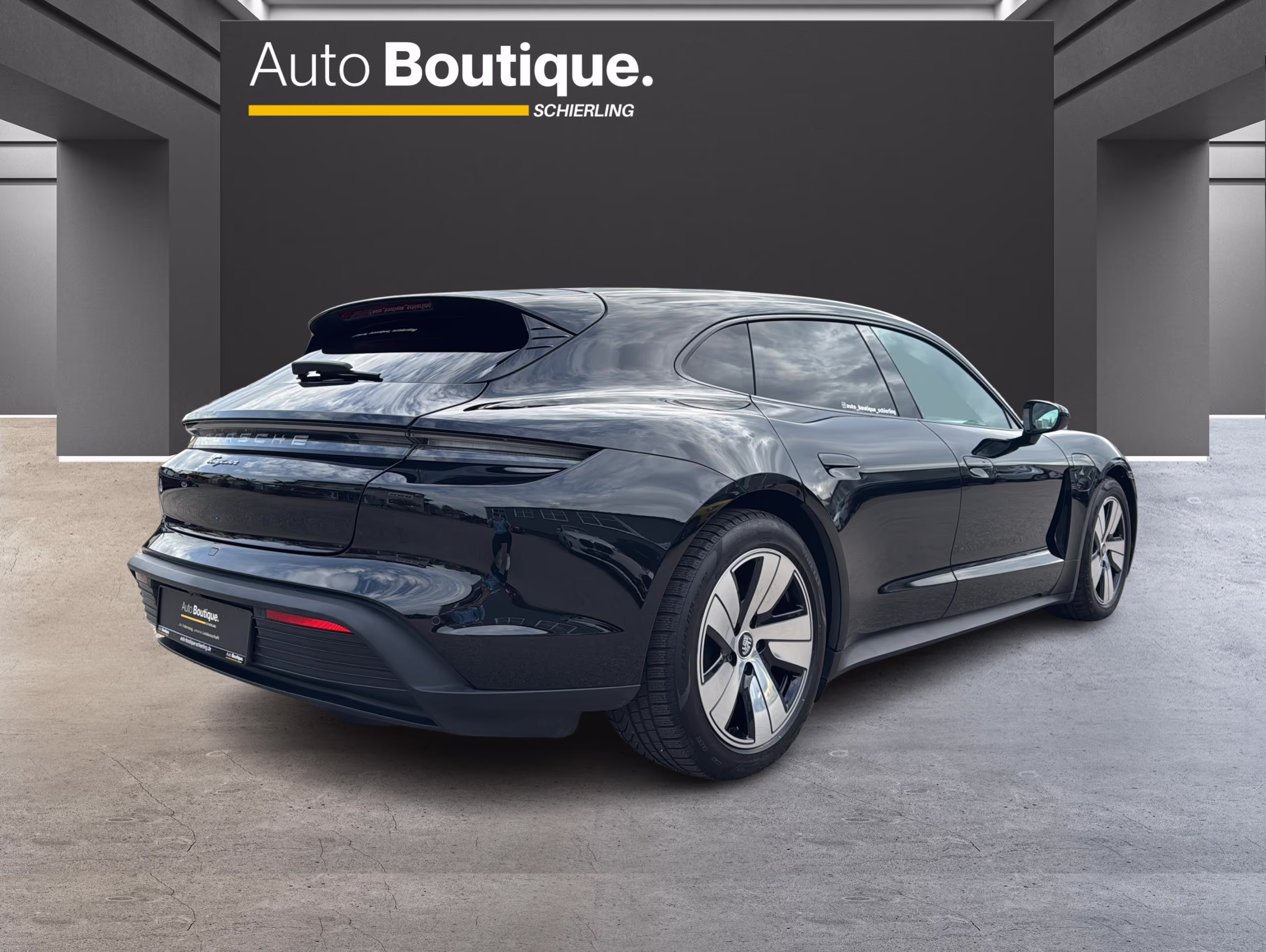 Fahrzeugbild eines Porsche Taycan