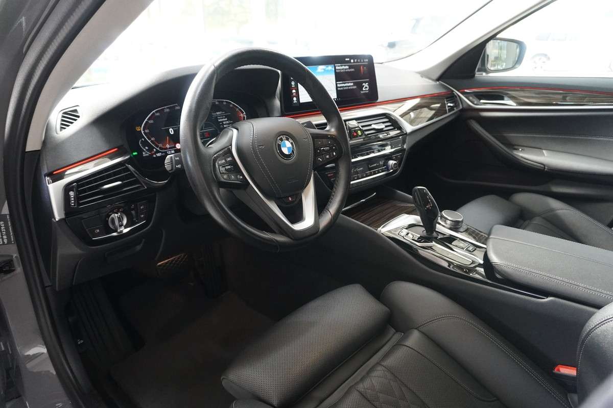 Fahrzeugbild eines BMW 5er-Reihe