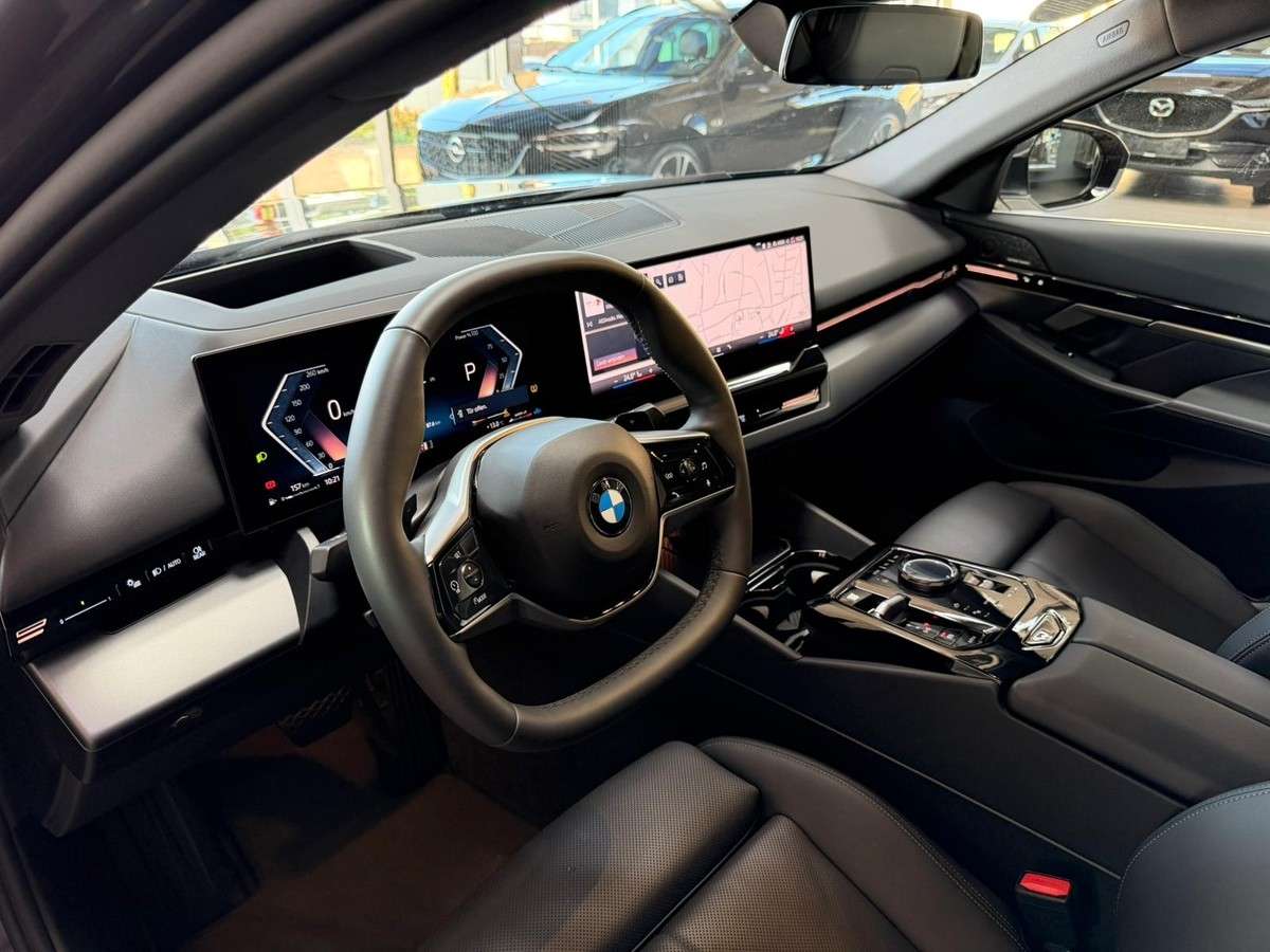 Fahrzeugbild eines BMW 5er-Reihe
