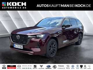 Schräge Frontansicht auf einen Mazda CX-80 , freigestellt