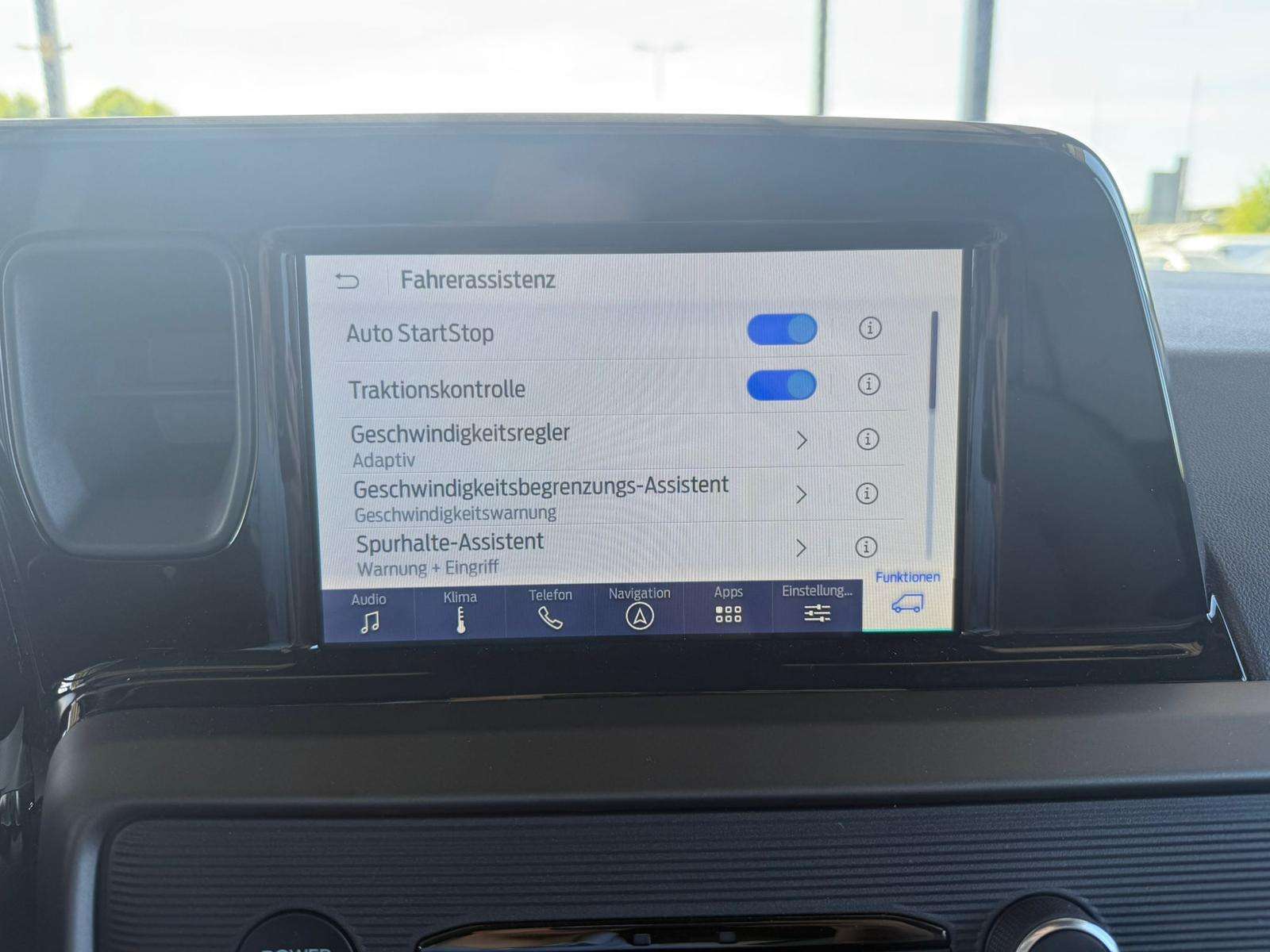 Fahrzeugbild eines Ford Tourneo Courier