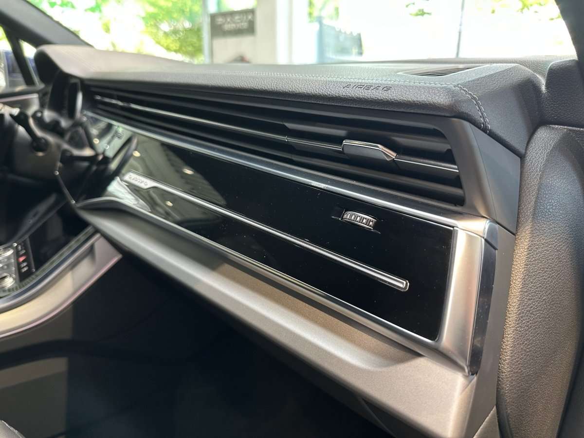 Fahrzeugbild eines Audi Q7