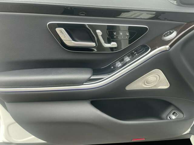 Fahrzeugbild eines Mercedes-Benz S-Klasse