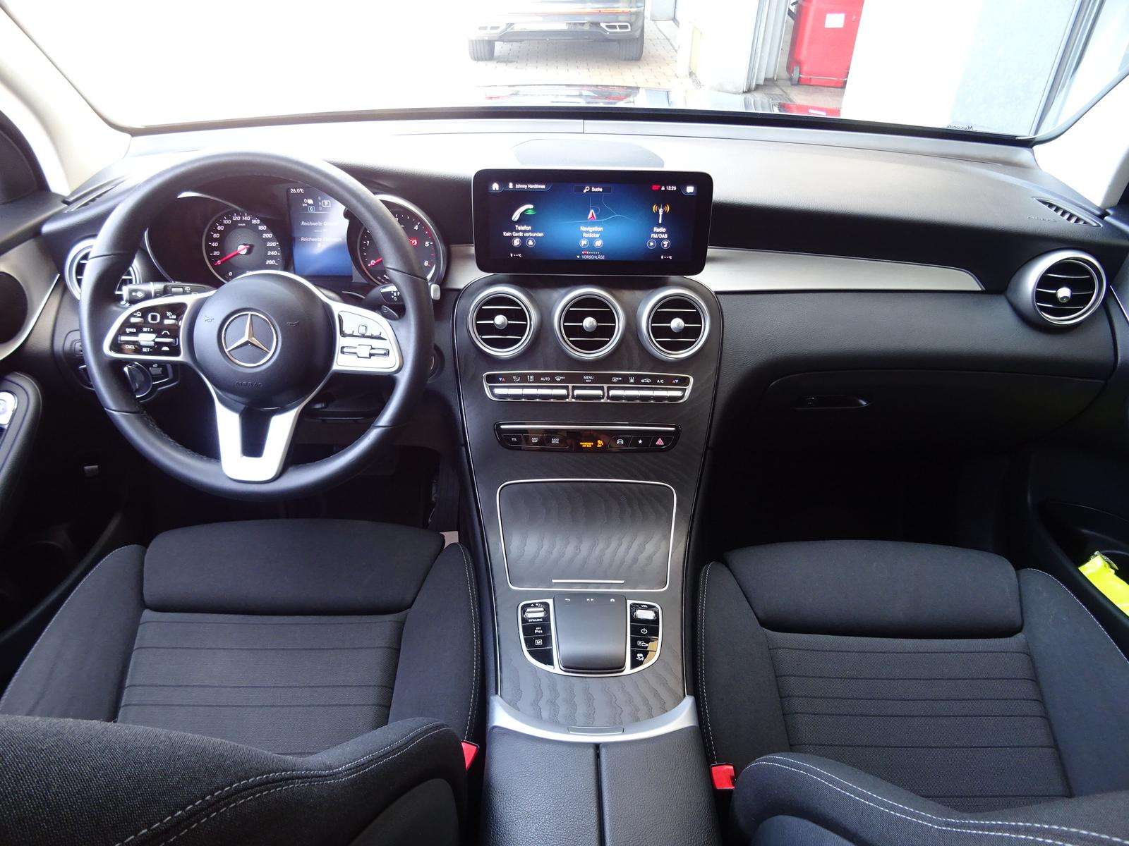 Fahrzeugbild eines Mercedes-Benz GLC