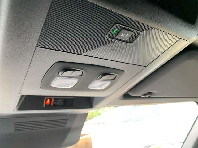 Fahrzeugbild eines Renault Master