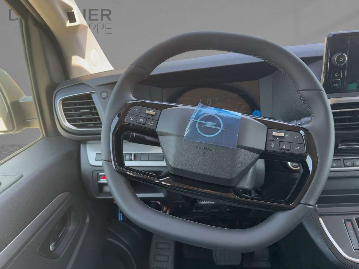 Fahrzeugbild eines Opel Zafira