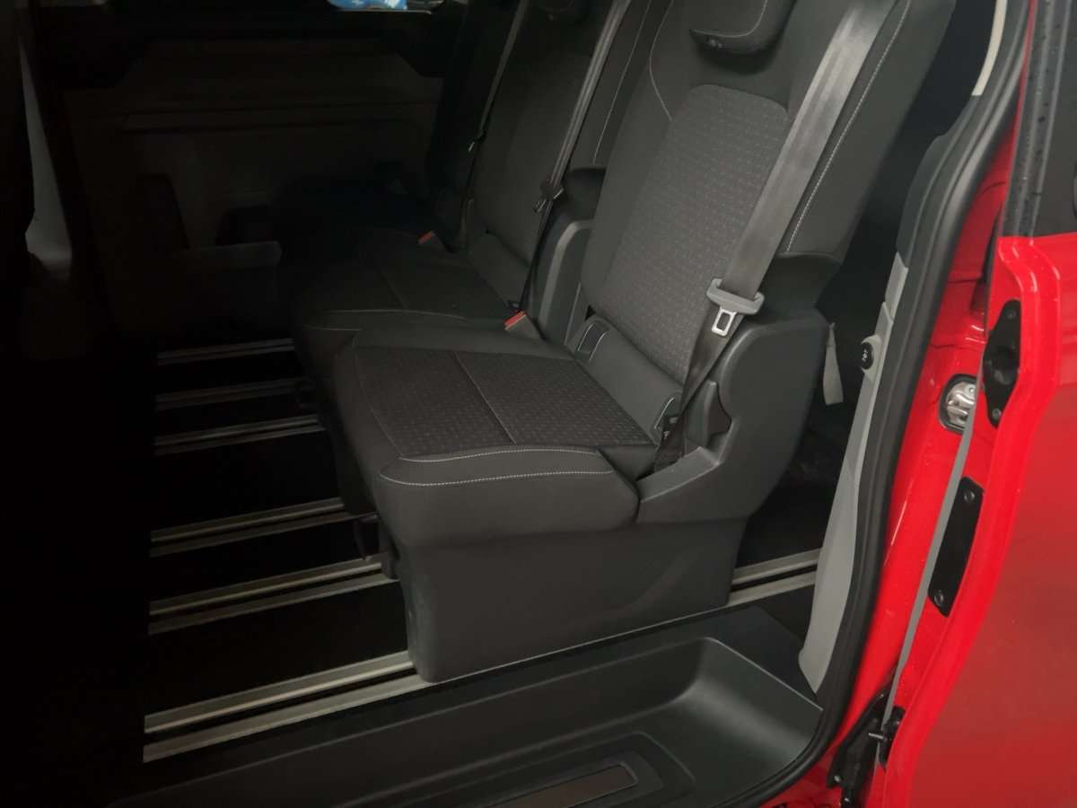 Fahrzeugbild eines Ford Tourneo Custom