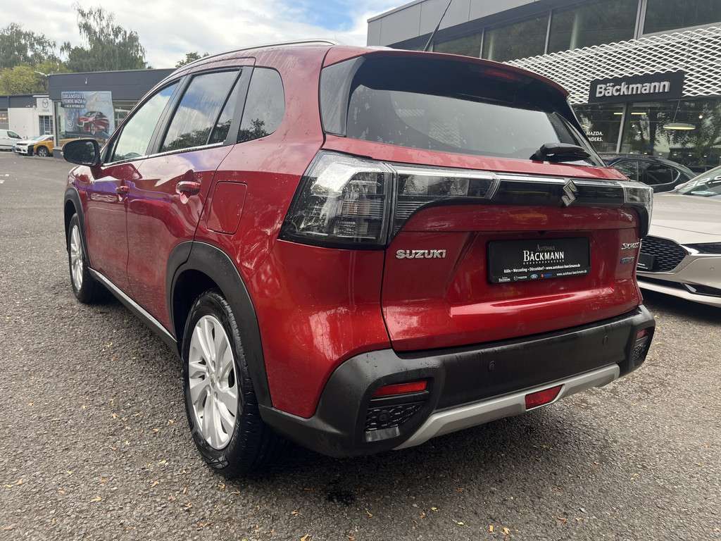 Fahrzeugbild eines Suzuki S-Cross