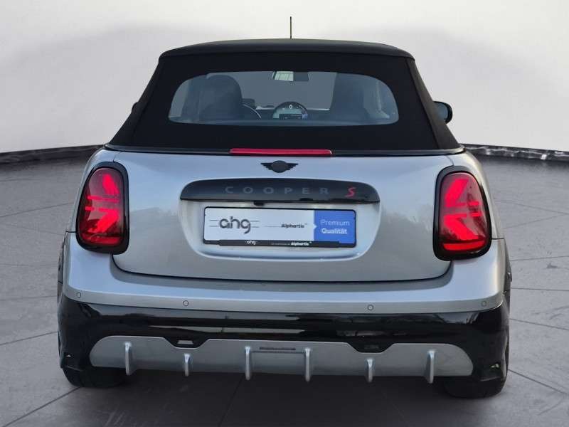 Fahrzeugbild eines MINI COOPER