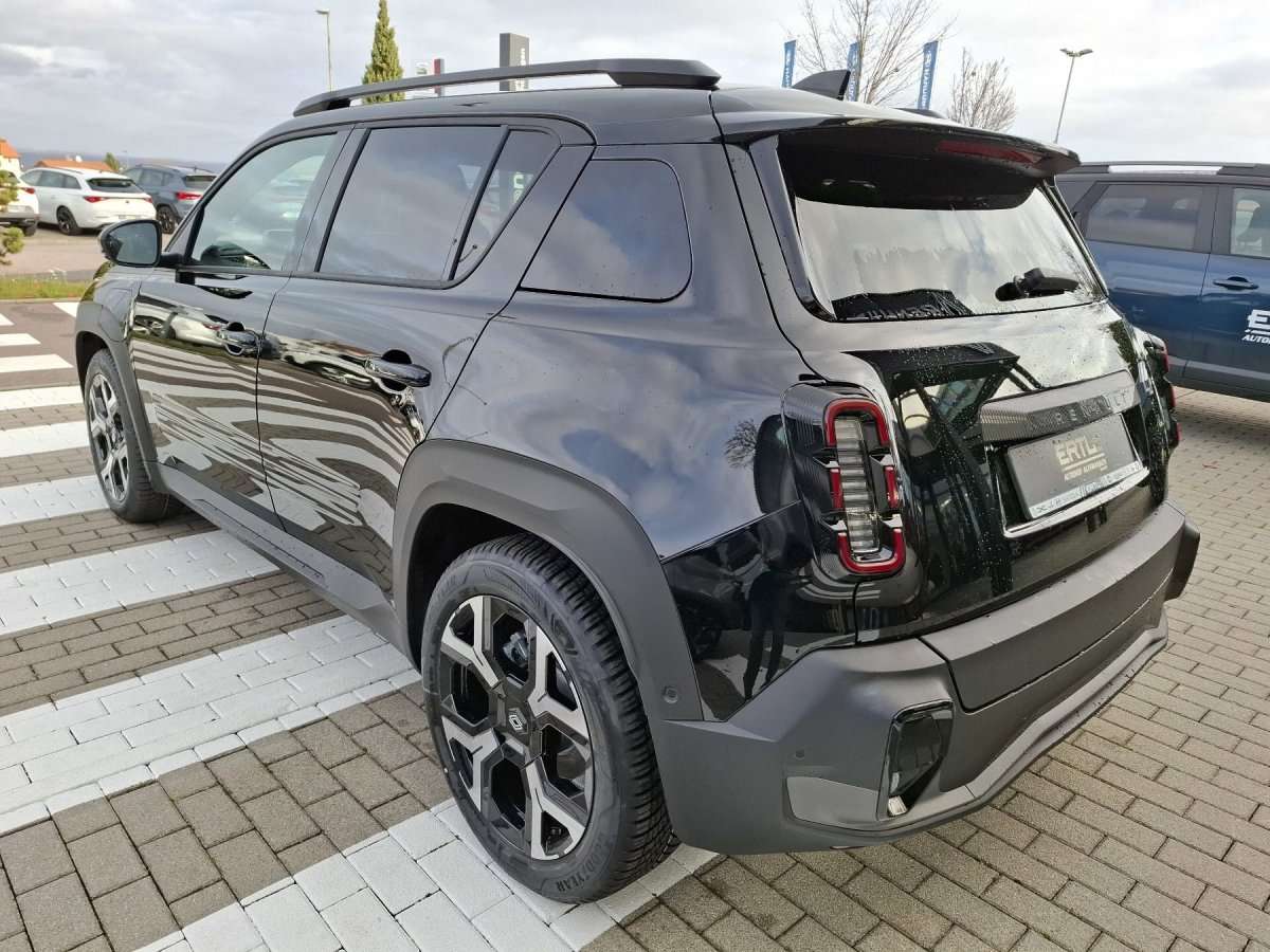 Fahrzeugbild eines Renault 4 E-TECH