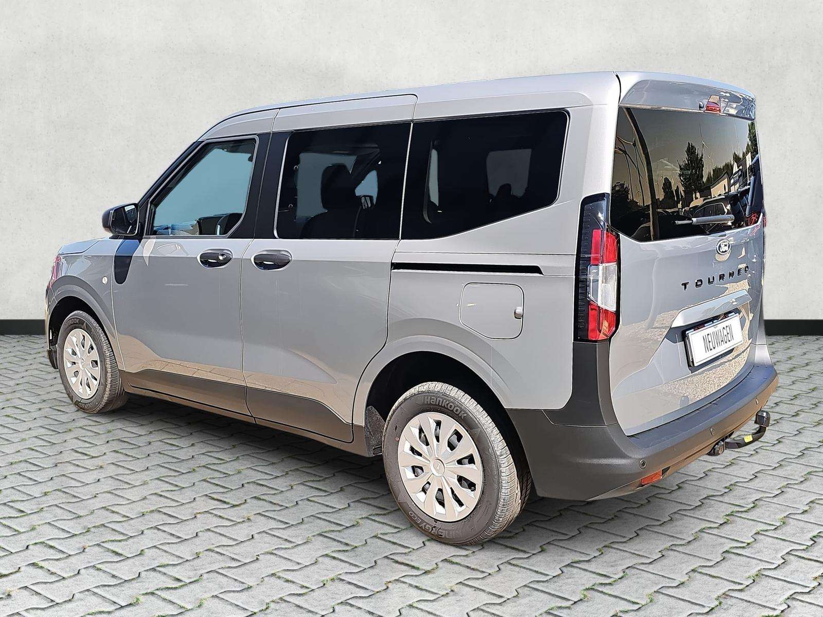 Fahrzeugbild eines Ford Tourneo Courier