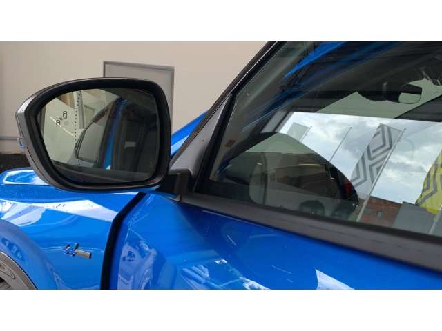 Fahrzeugbild eines Renault Rafale