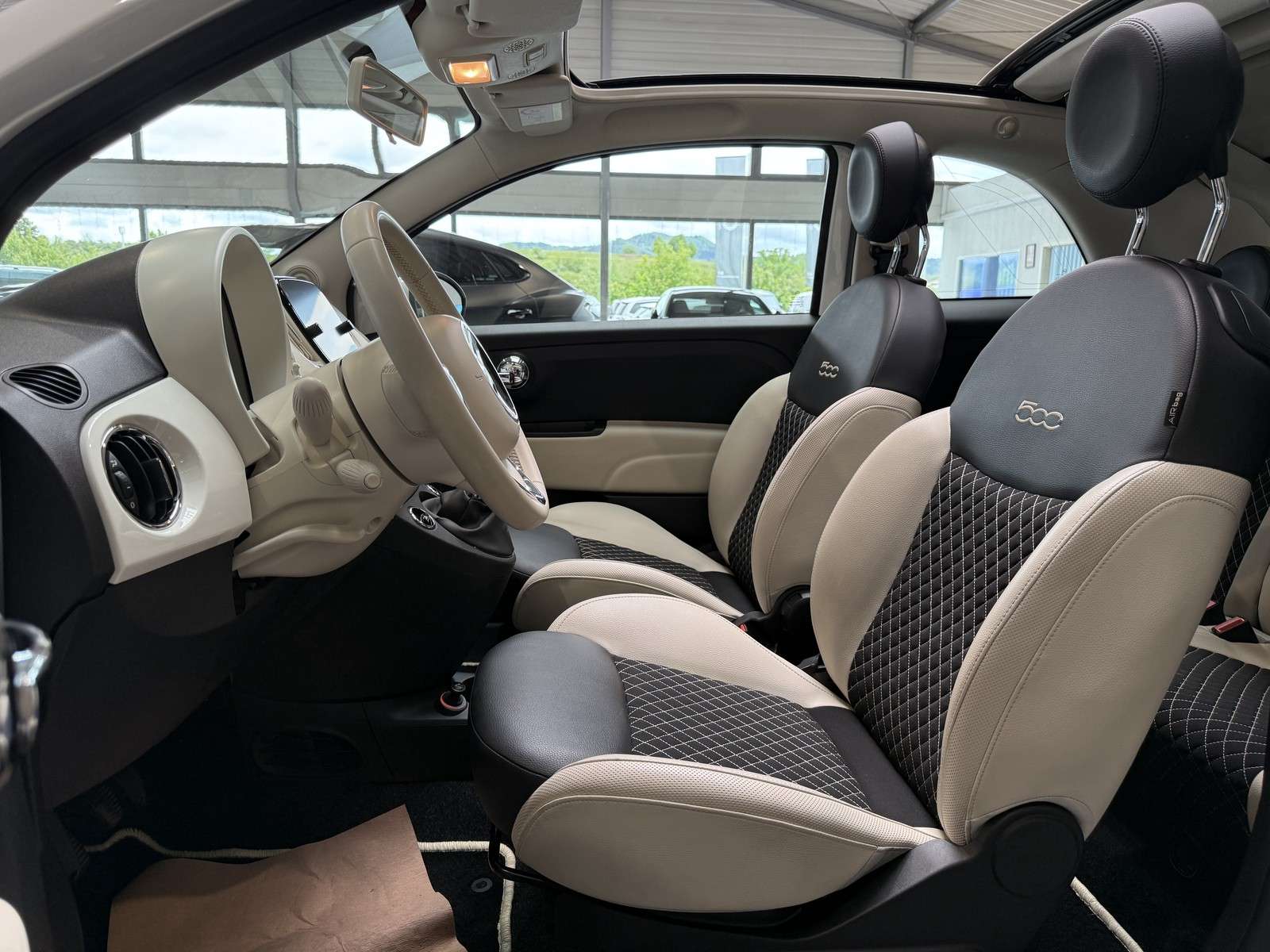 Fahrzeugbild eines Fiat 500