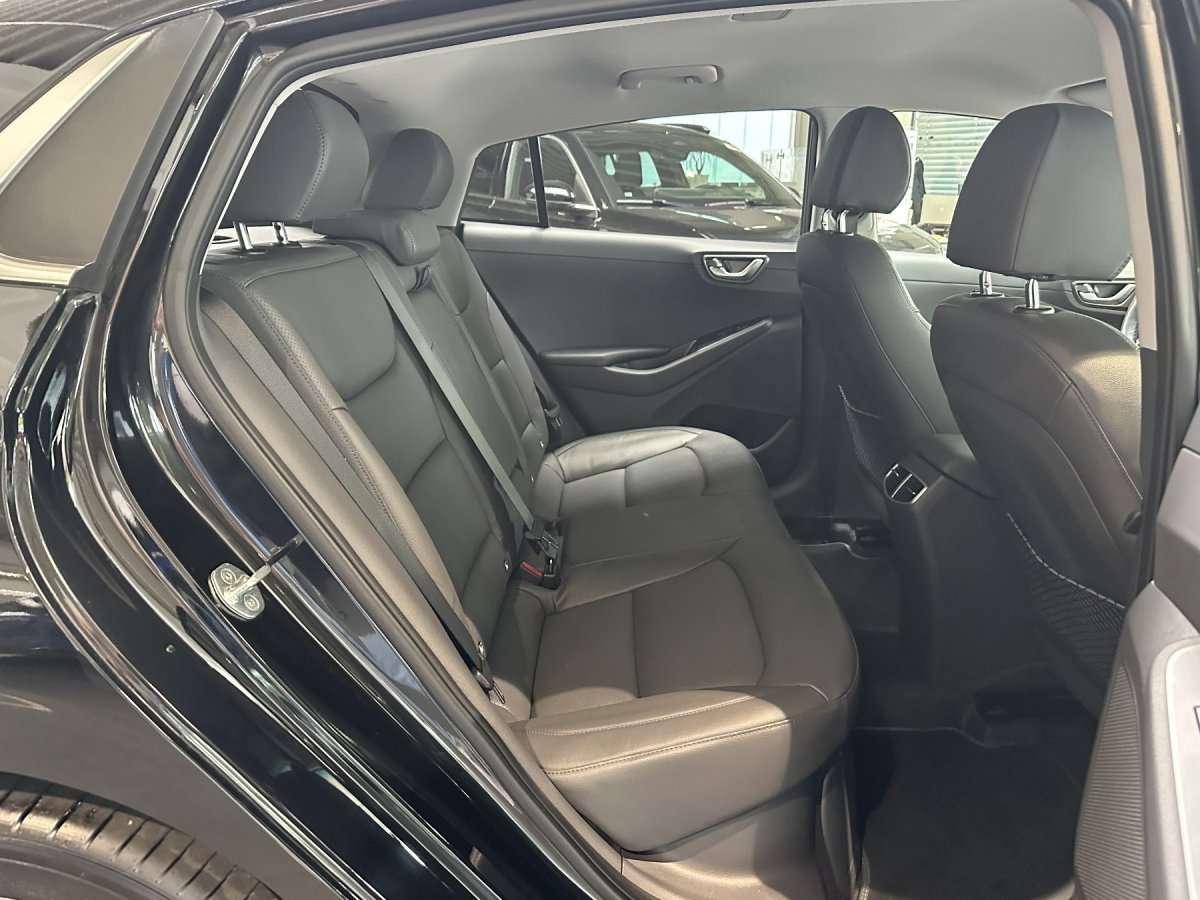 Fahrzeugbild eines Hyundai IONIQ