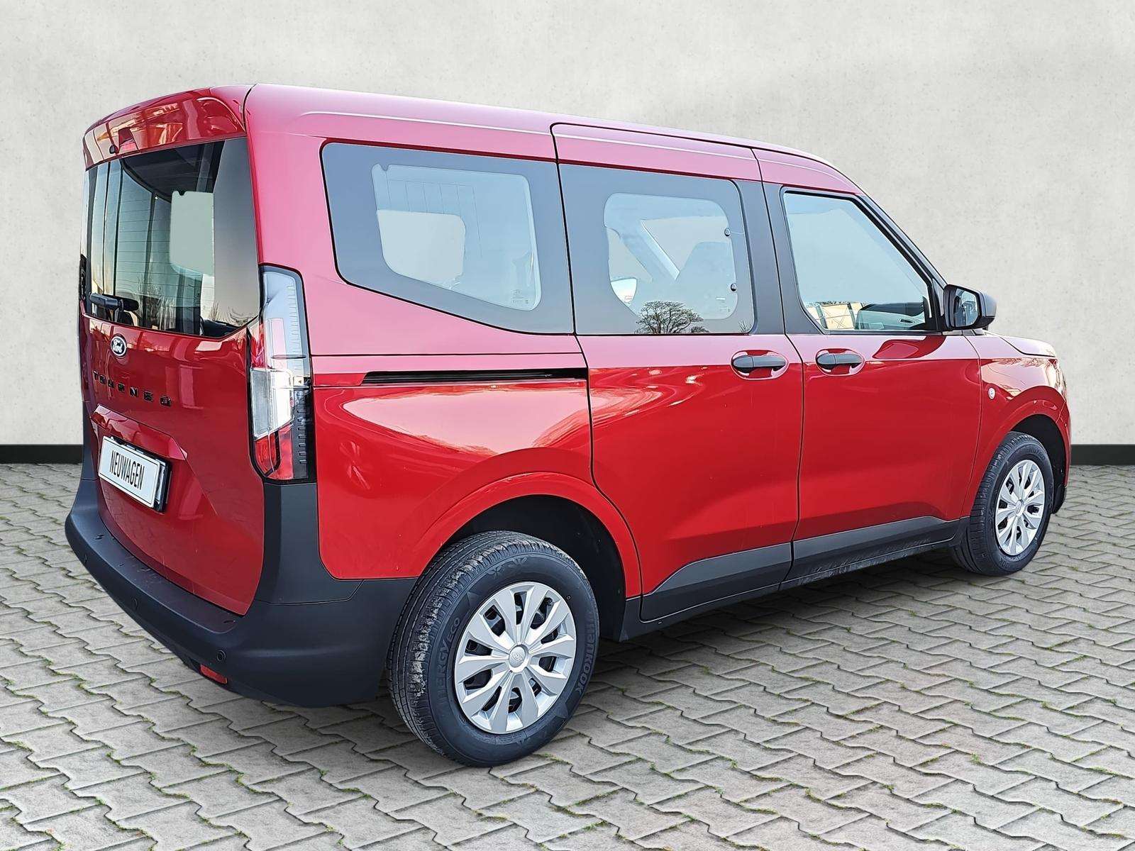 Fahrzeugbild eines Ford Tourneo Courier