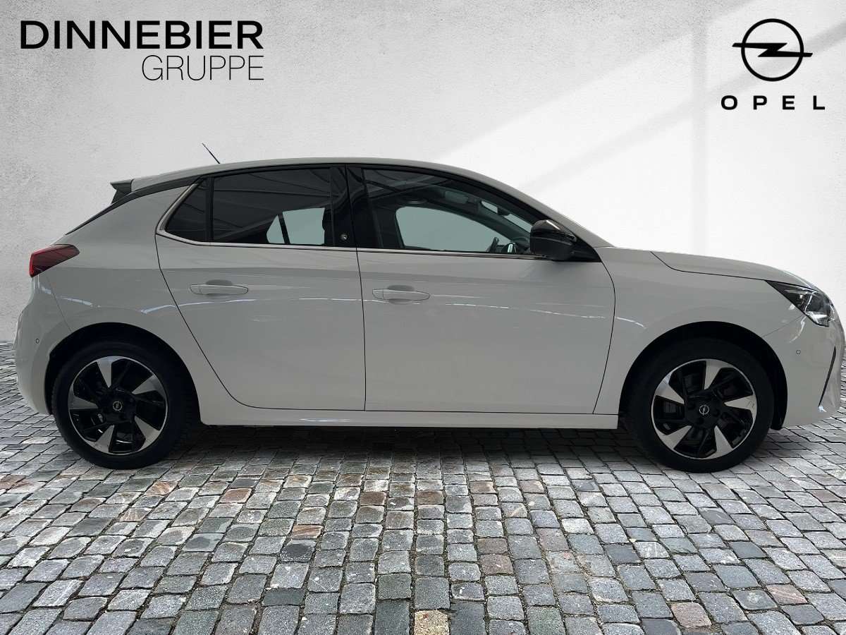 Fahrzeugbild eines Opel Corsa