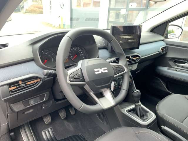 Fahrzeugbild eines Dacia Sandero