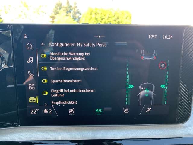 Fahrzeugbild eines Renault 5 E-TECH