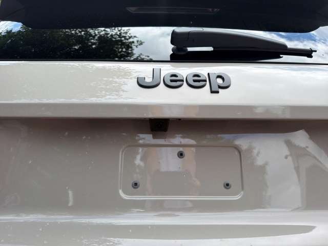 Fahrzeugbild eines Jeep Avenger