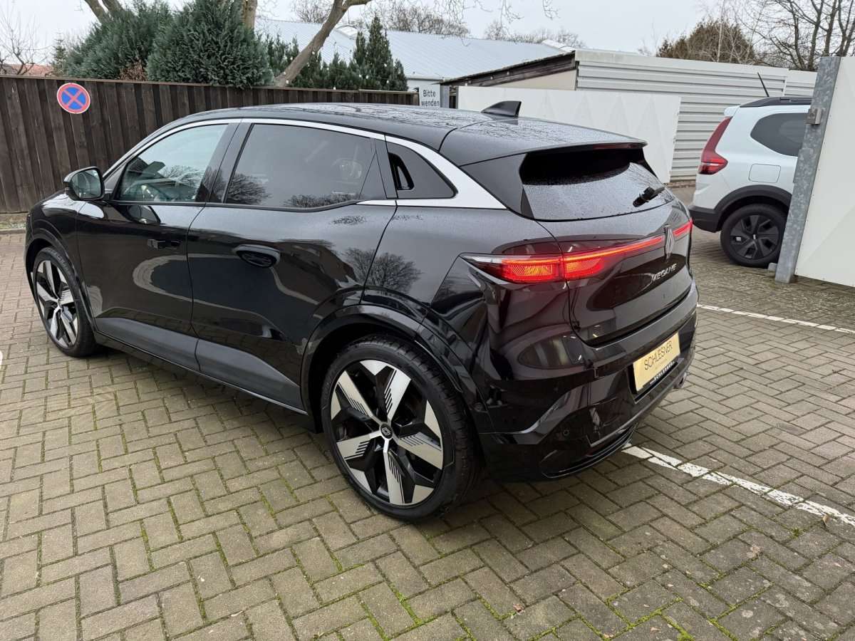 Fahrzeugbild eines Renault Megane E-TECH