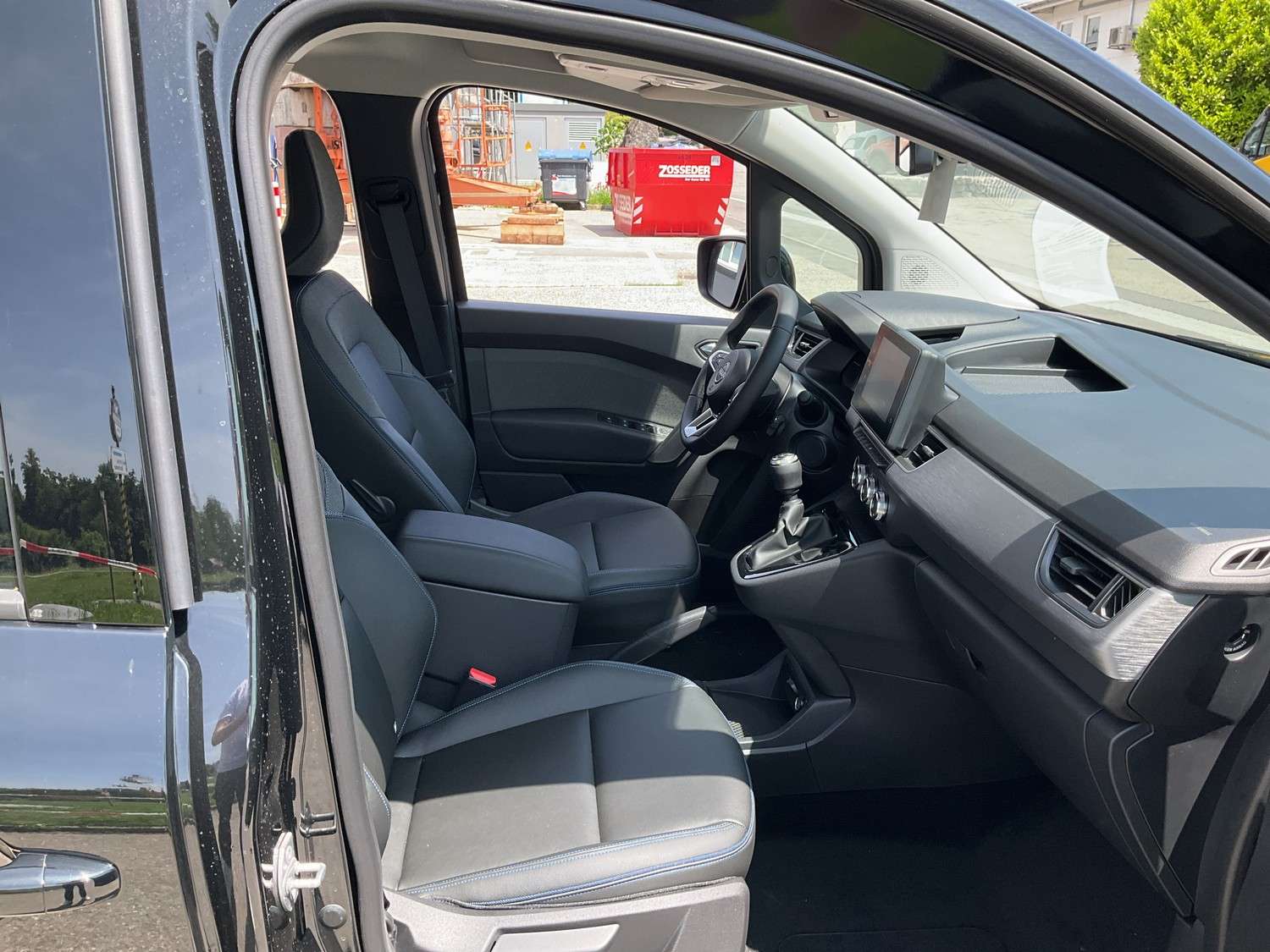 Fahrzeugbild eines Nissan Townstar