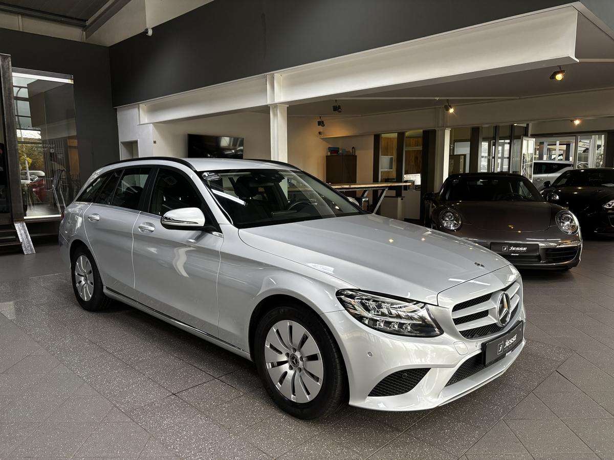 Fahrzeugbild eines Mercedes-Benz C-Klasse
