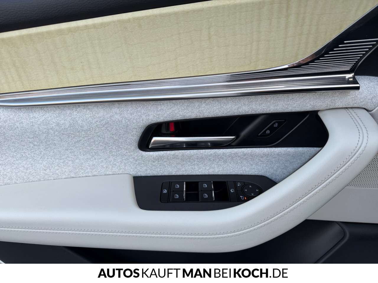 Fahrzeugbild eines Mazda CX-60