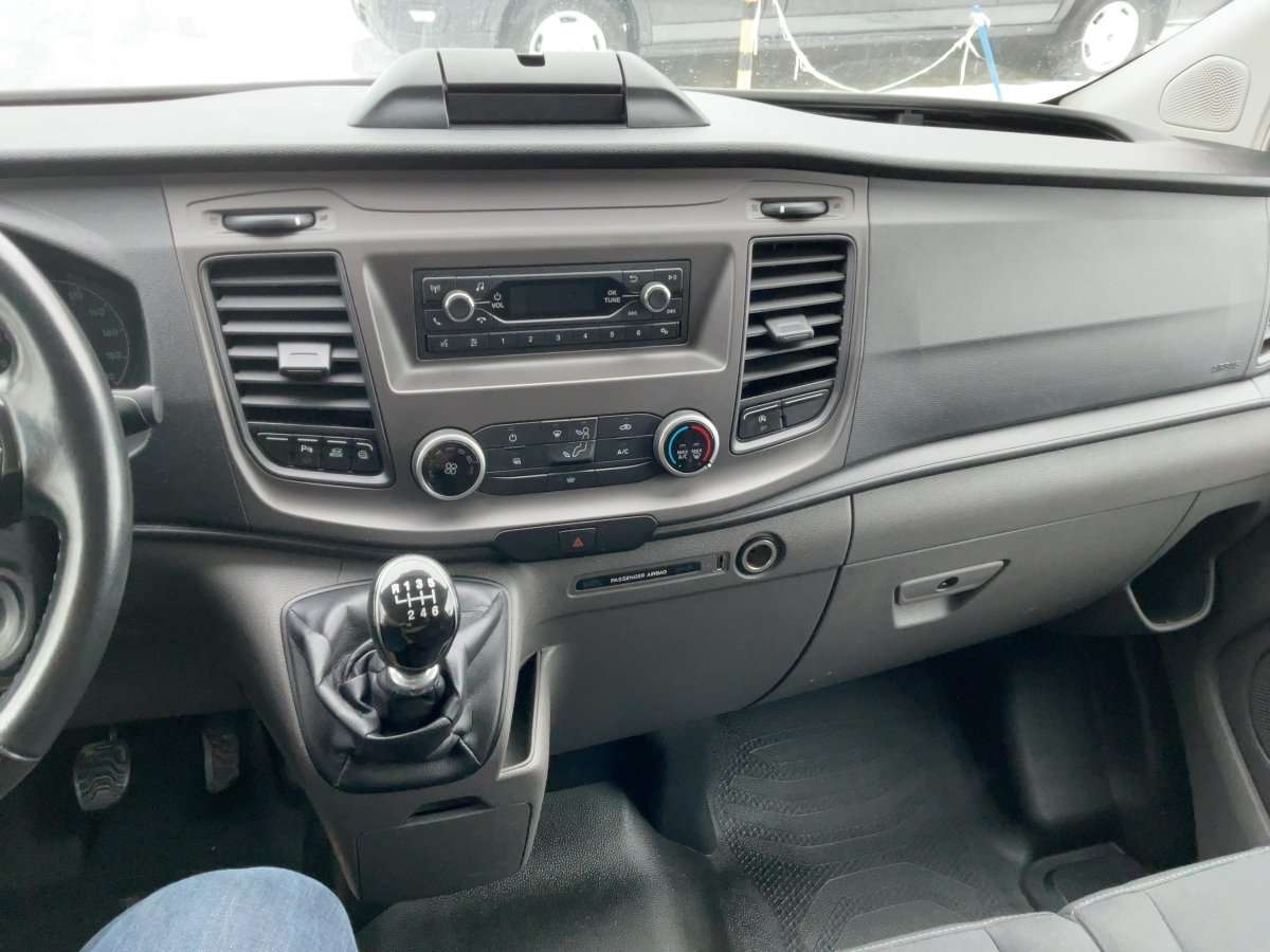 Fahrzeugbild eines Ford Transit Custom