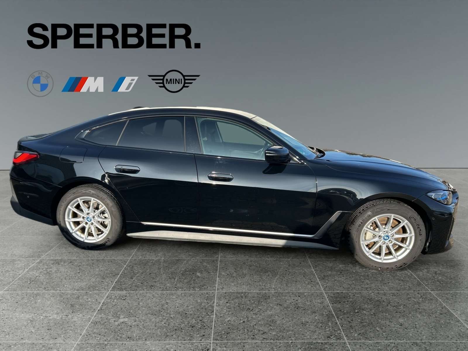 Fahrzeugbild eines BMW i4