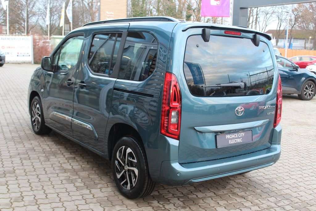 Fahrzeugbild eines Toyota Proace City
