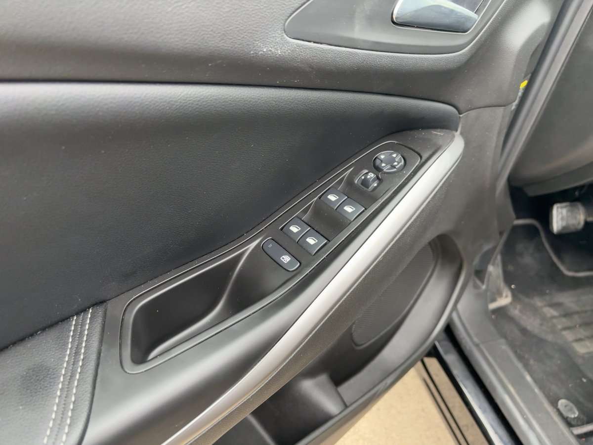 Fahrzeugbild eines Opel Grandland X