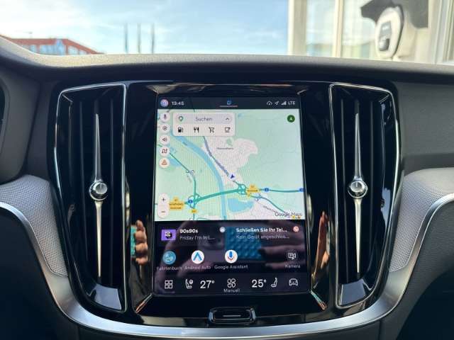 Fahrzeugbild eines Volvo V60