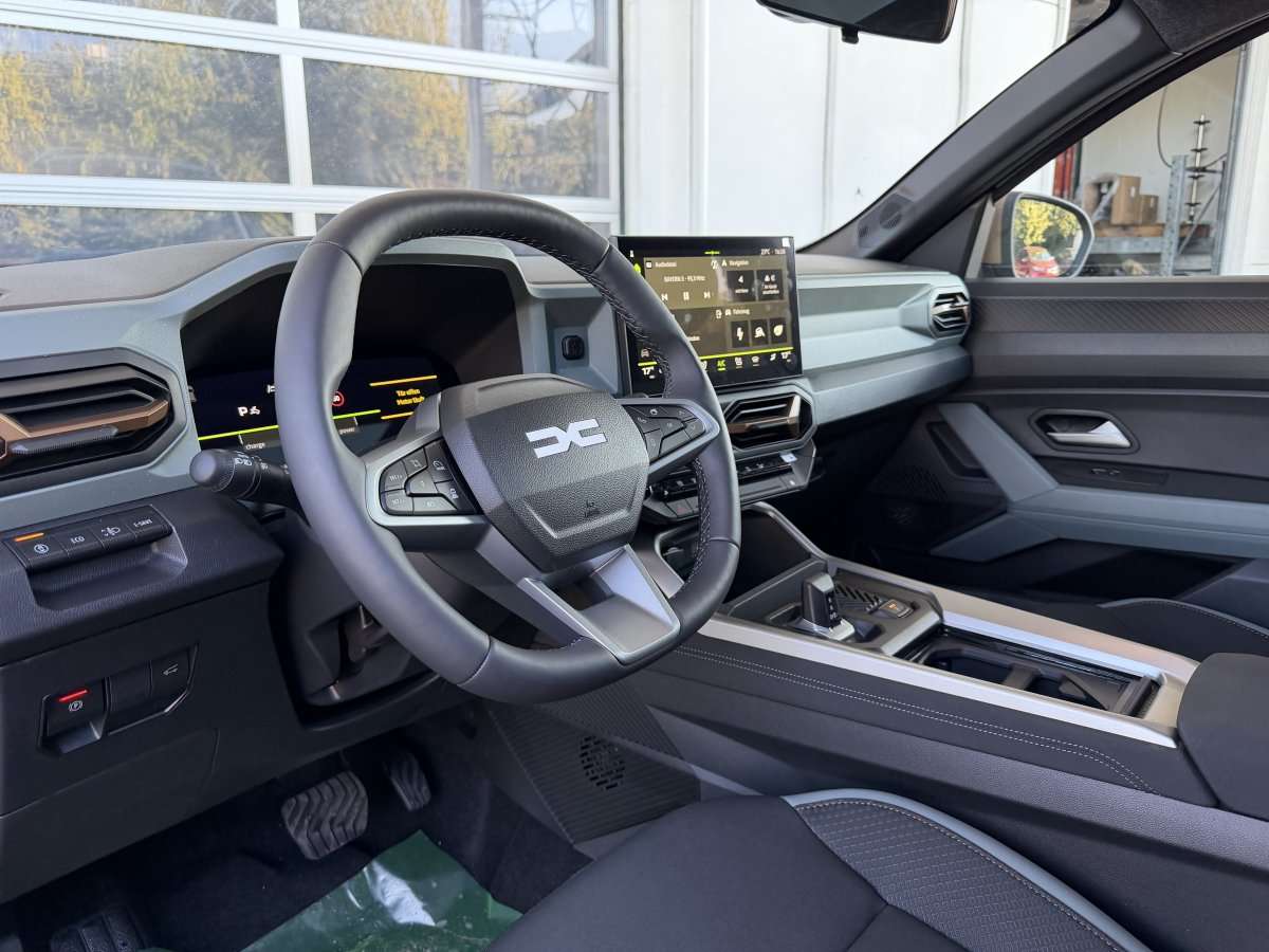 Fahrzeugbild eines Dacia Bigster