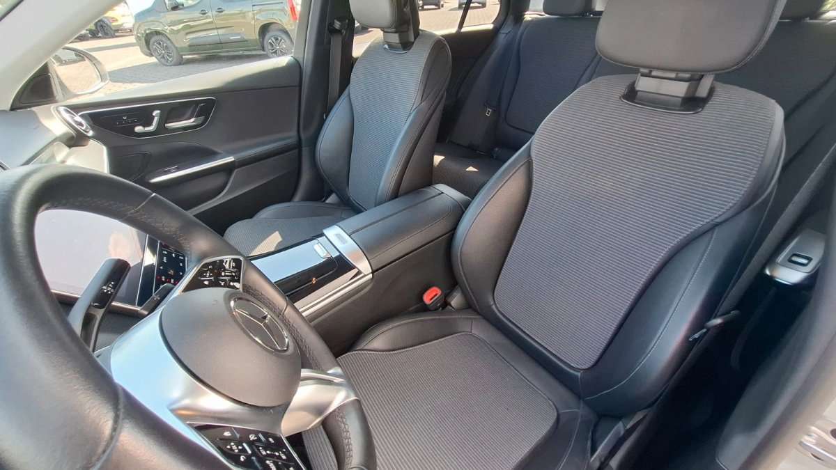 Fahrzeugbild eines Mercedes-Benz C-Klasse