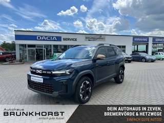 Schräge Frontansicht auf einen Dacia Bigster , freigestellt