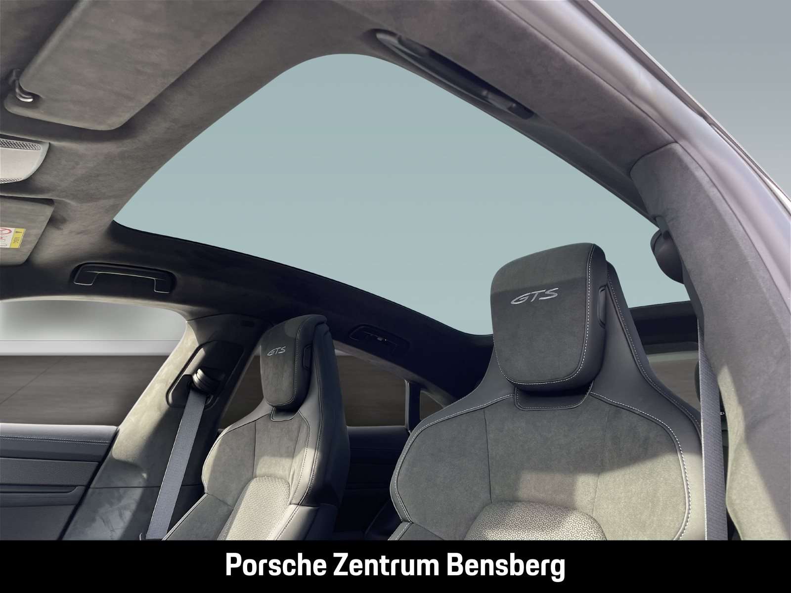 Fahrzeugbild eines Porsche Taycan