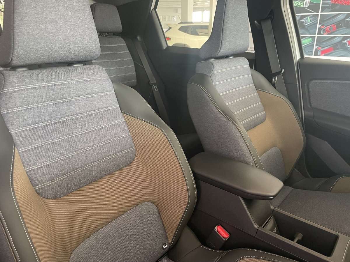 Fahrzeugbild eines Renault 5 E-TECH
