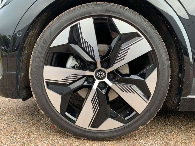 Fahrzeugbild eines Renault Megane E-TECH