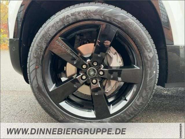 Fahrzeugbild eines Land Rover Defender