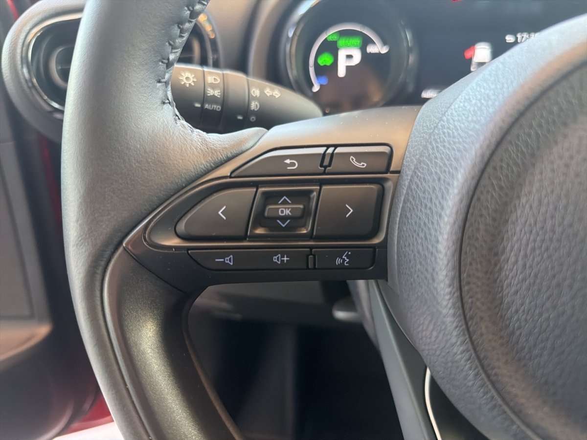 Fahrzeugbild eines Mazda Mazda2 Hybrid
