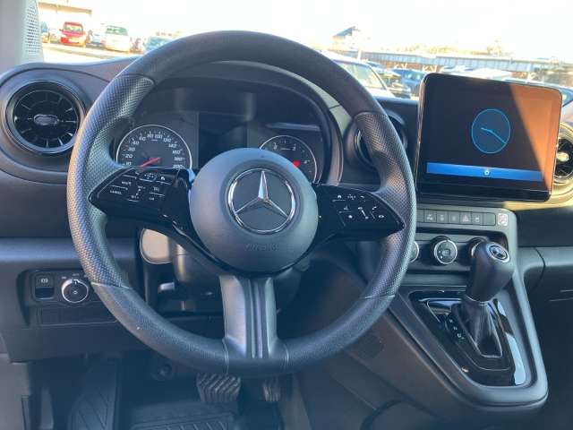 Fahrzeugbild eines Mercedes-Benz Citan