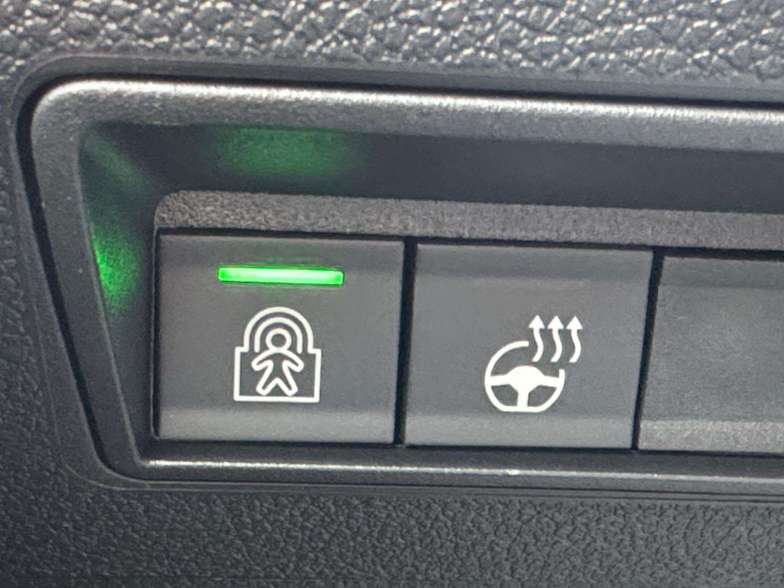 Fahrzeugbild eines Peugeot Rifter