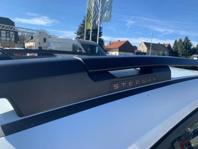 Fahrzeugbild eines Dacia Sandero