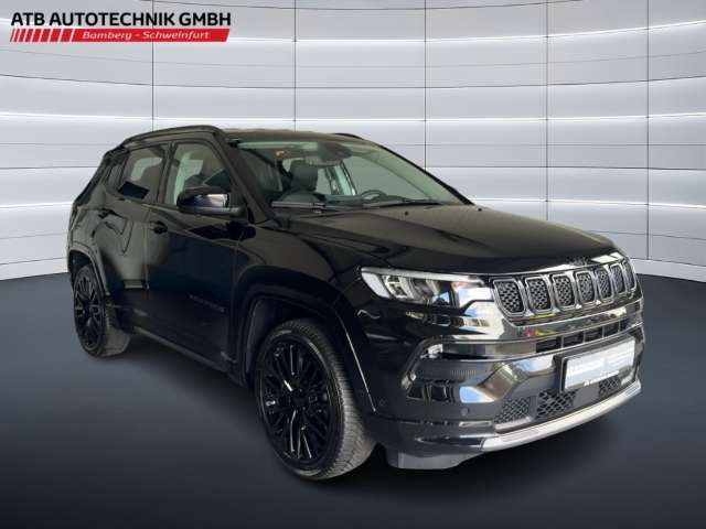 Fahrzeugbild eines Jeep Compass