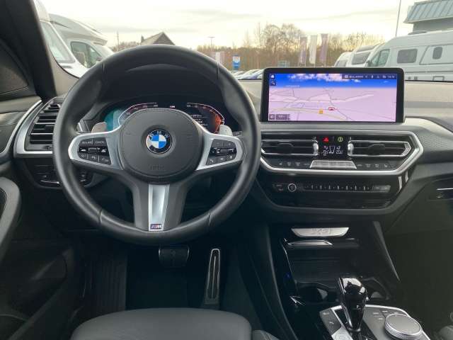 Fahrzeugbild eines BMW X3