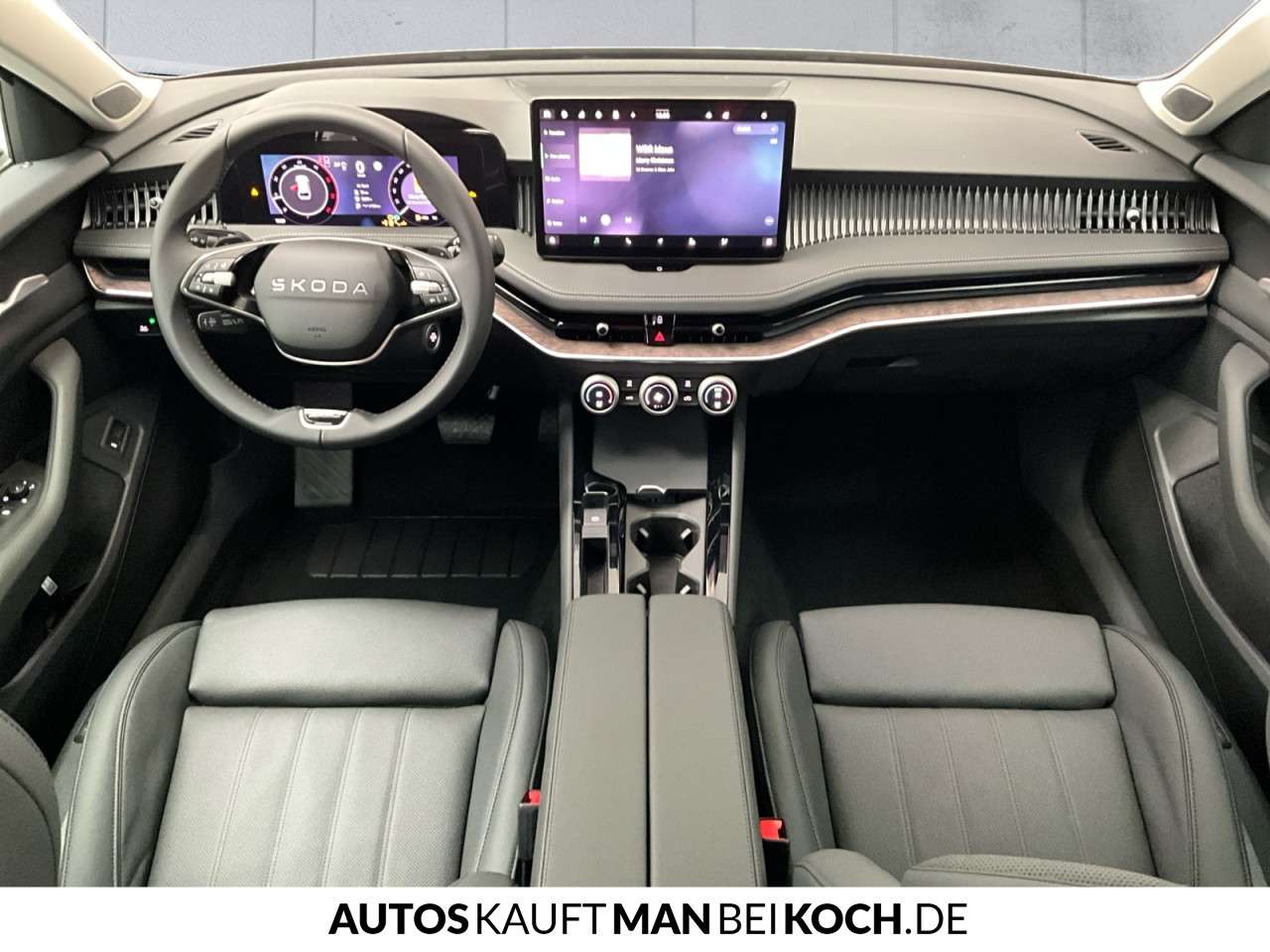 Fahrzeugbild eines Skoda Superb